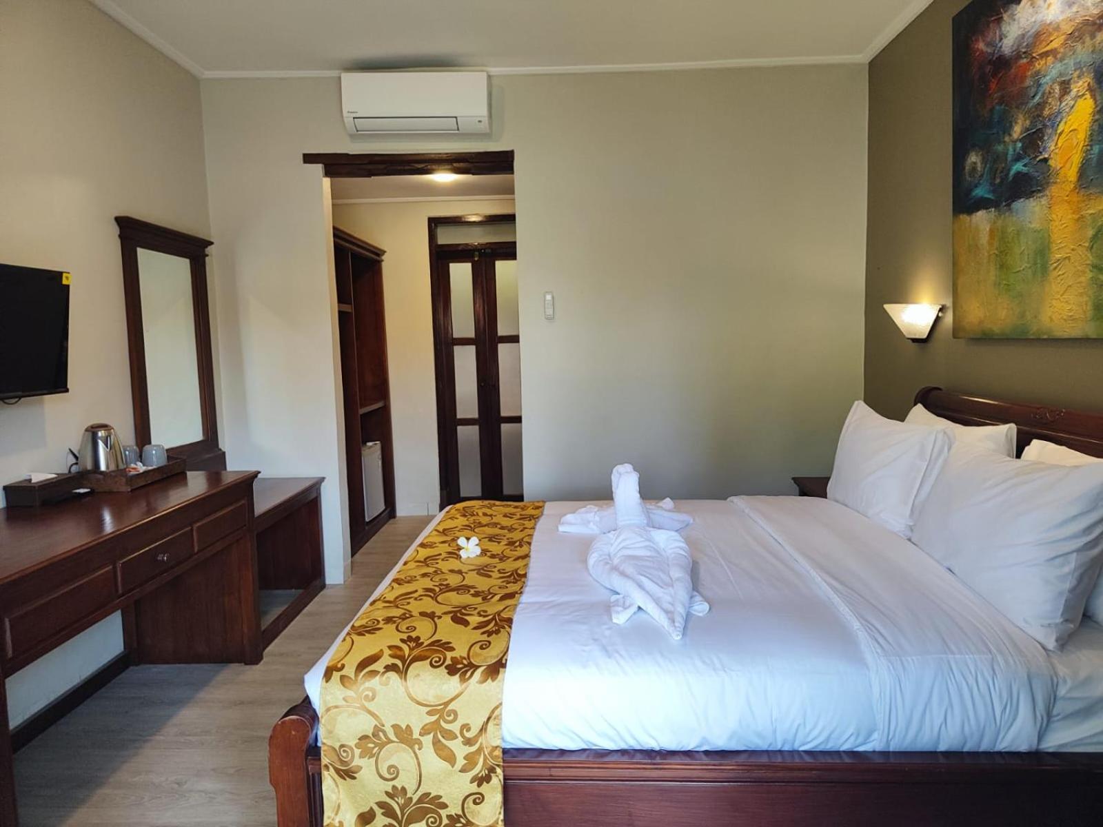 The Central Lovina Hotel & Restaurant ภายนอก รูปภาพ