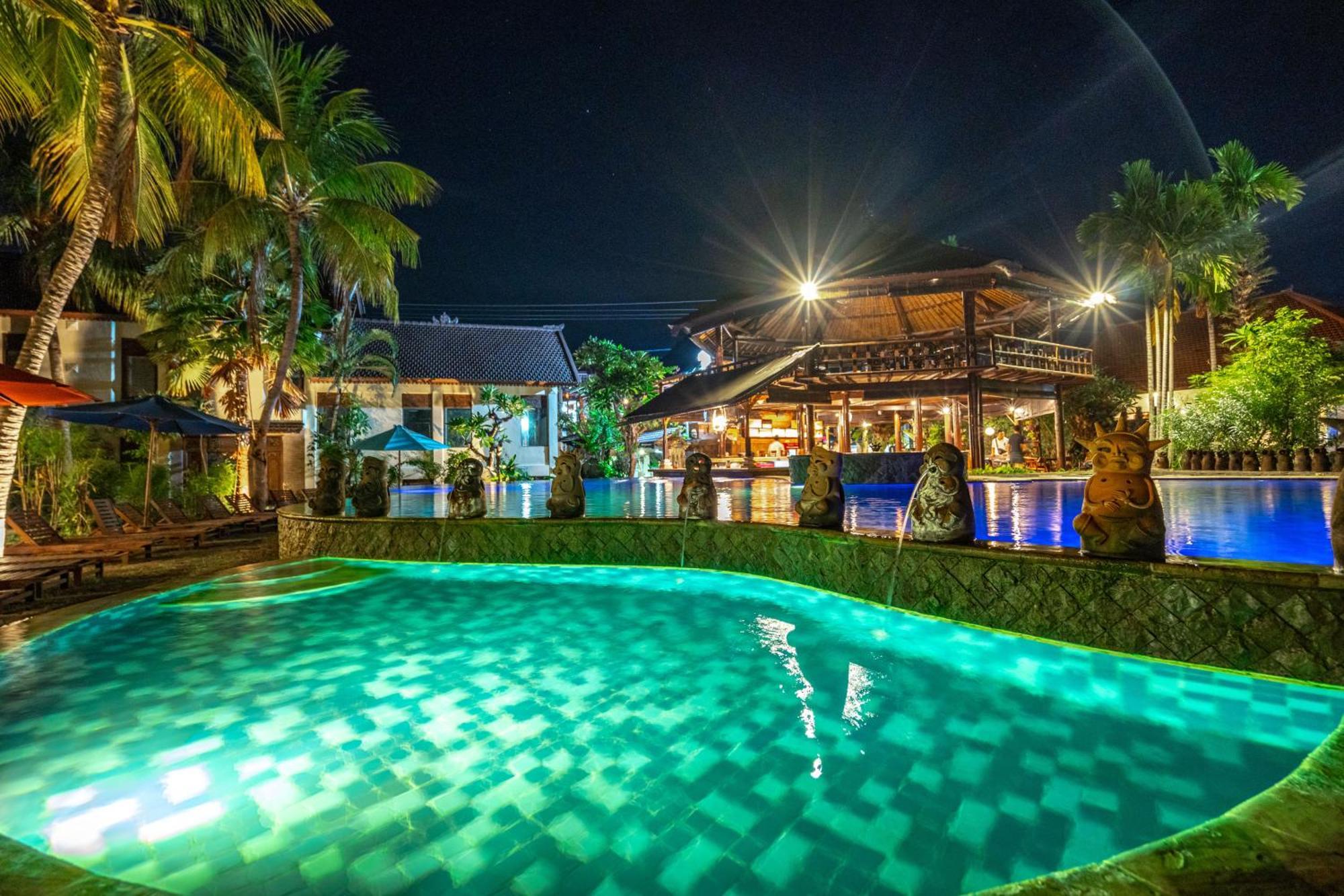 The Central Lovina Hotel & Restaurant ภายนอก รูปภาพ